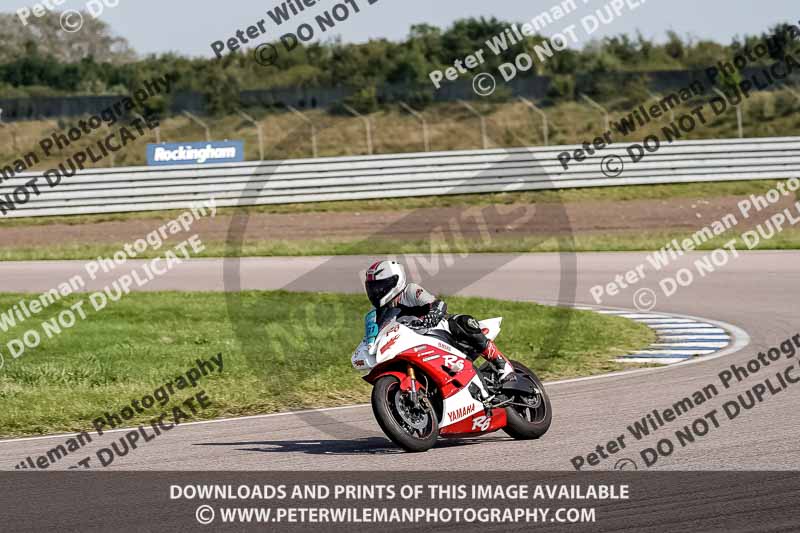 Rockingham no limits trackday;enduro digital images;event digital images;eventdigitalimages;no limits trackdays;peter wileman photography;racing digital images;rockingham raceway northamptonshire;rockingham trackday photographs;trackday digital images;trackday photos